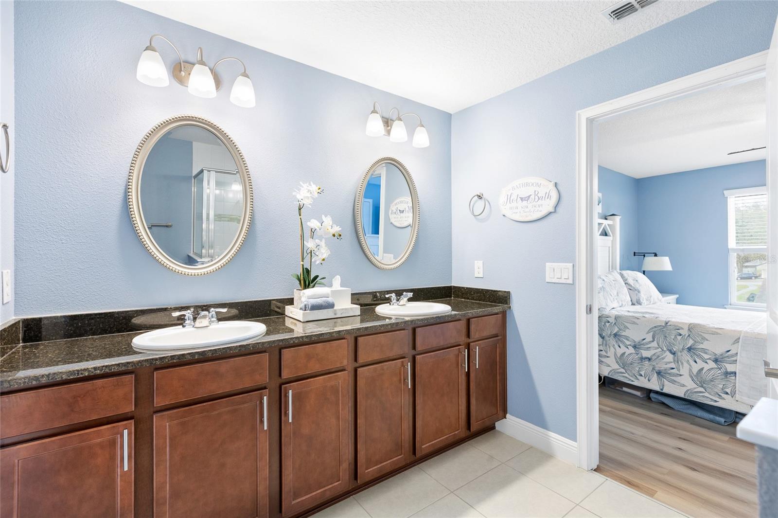 Image 25 of 40 For 14205 Damselfly Drive