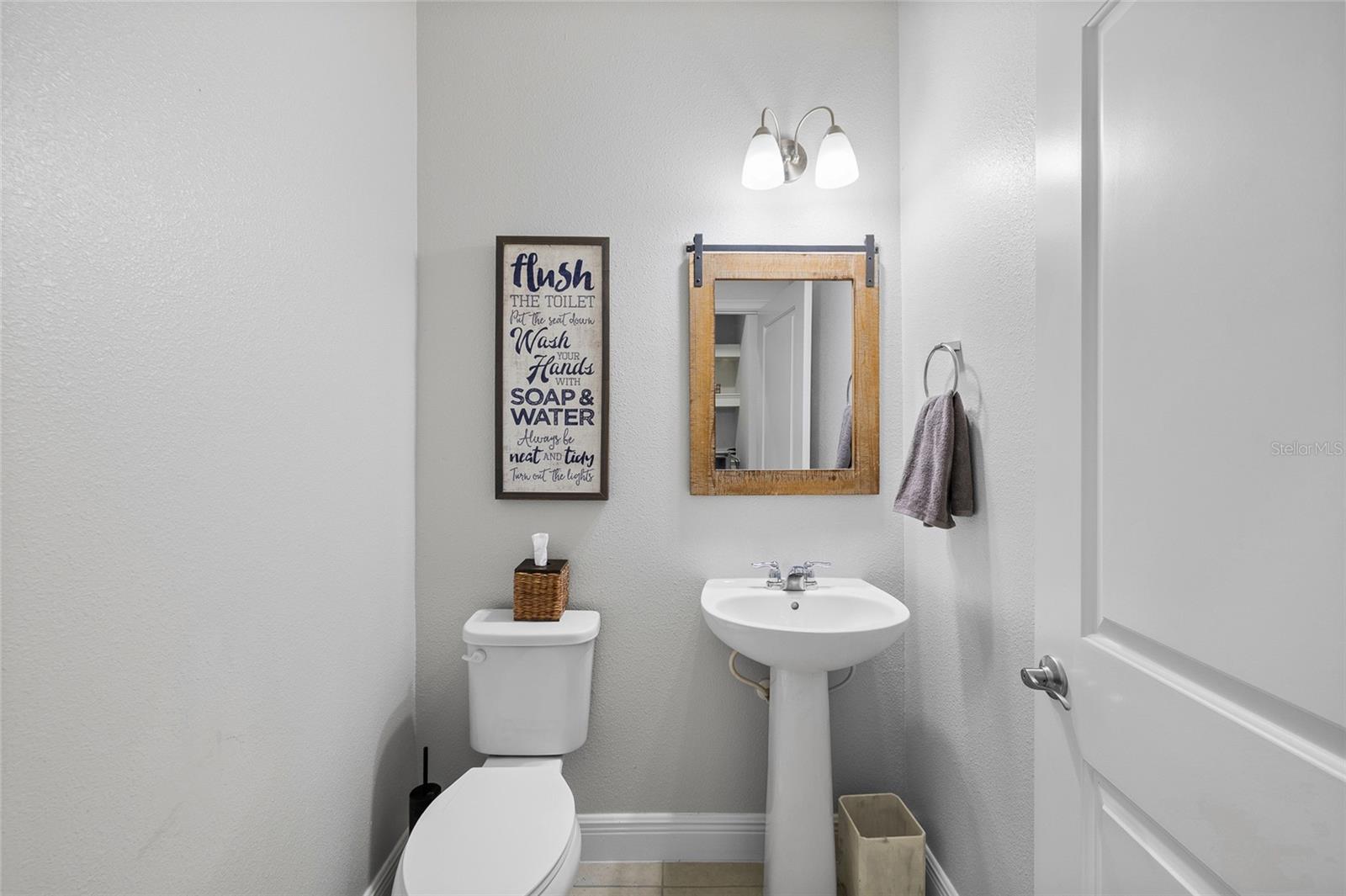 Image 9 of 40 For 14205 Damselfly Drive