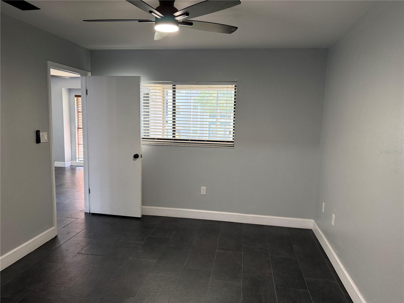 Image 14 of 34 For 4015 Ashford Green Place D201