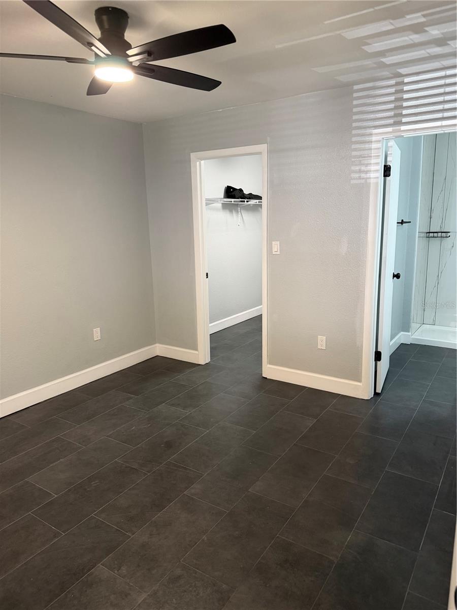 Image 15 of 34 For 4015 Ashford Green Place D201