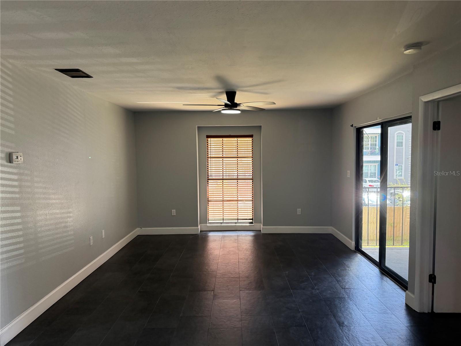 Image 26 of 34 For 4015 Ashford Green Place D201