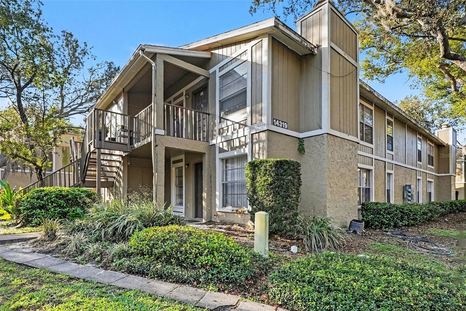 Image 2 of 30 For 14319 Hanging Moss Circle 101