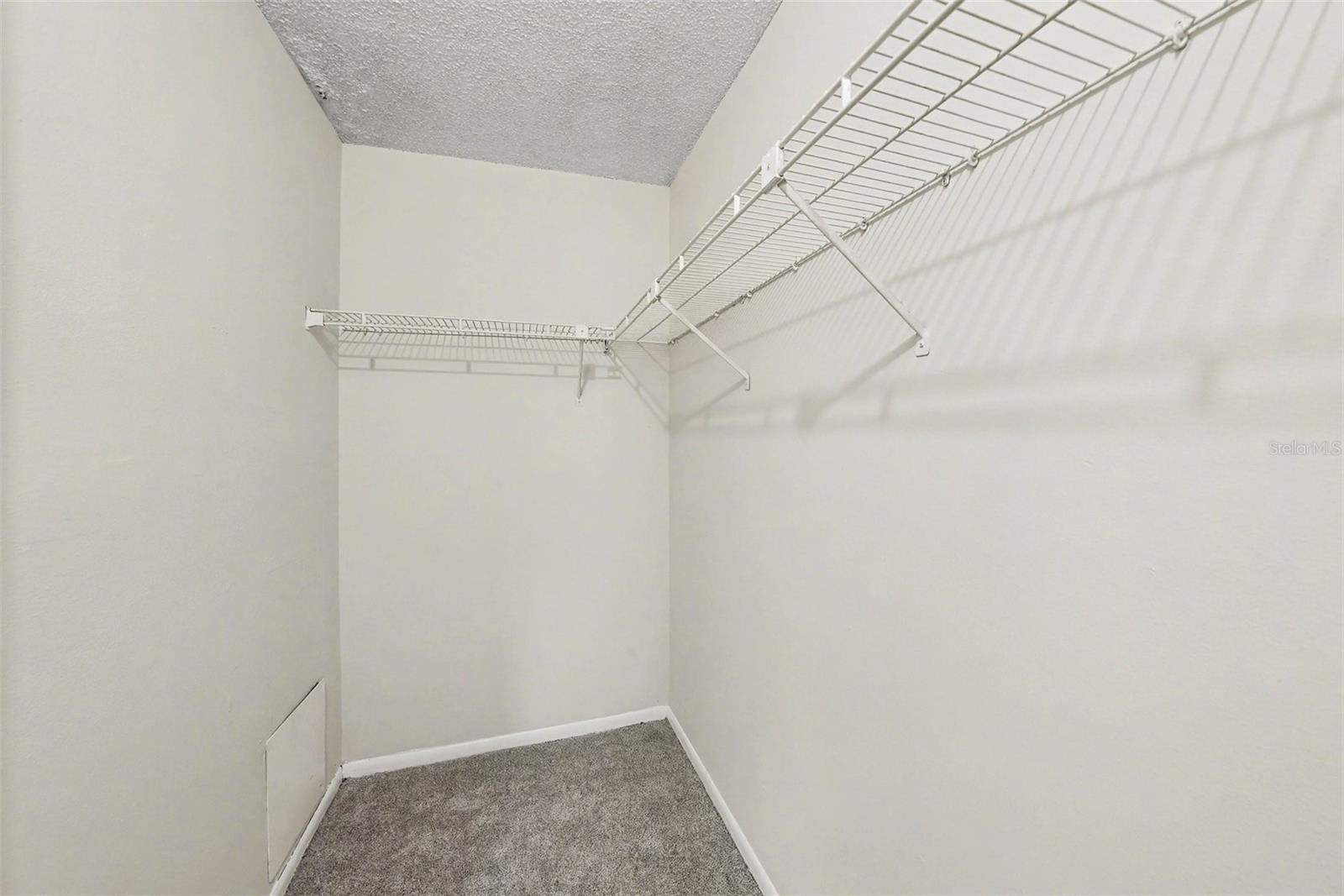 Image 26 of 30 For 14319 Hanging Moss Circle 101