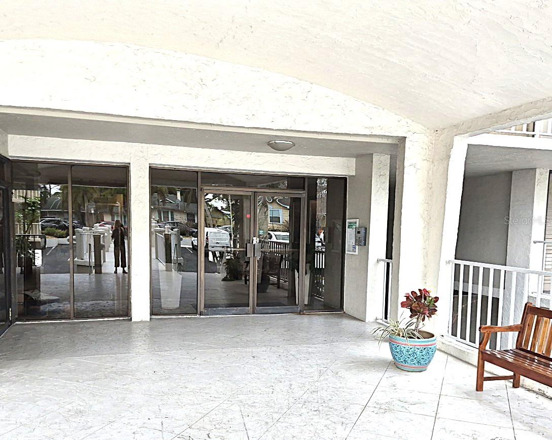 Image 14 of 26 For 500 Osceola Avenue 510