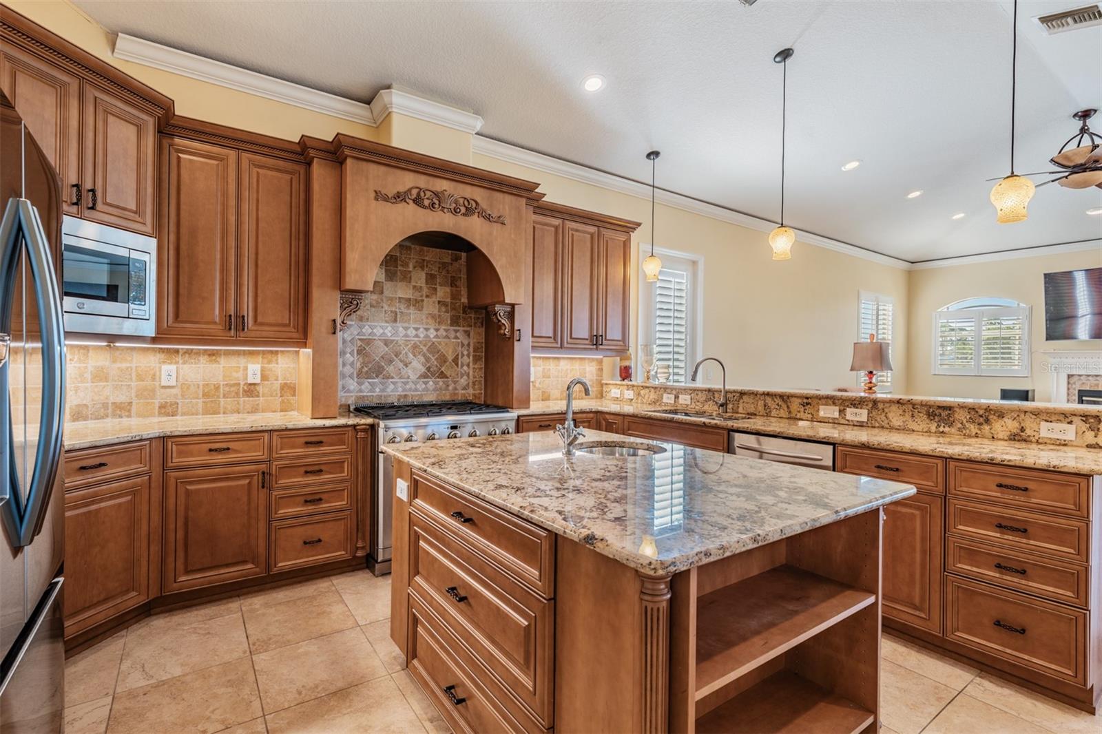 Image 16 of 79 For 2101 Pointe Alexis Drive