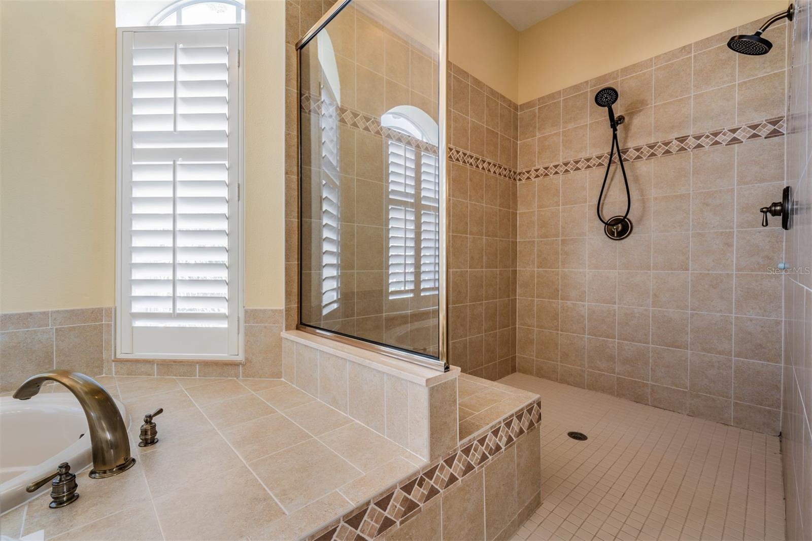 Image 37 of 79 For 2101 Pointe Alexis Drive