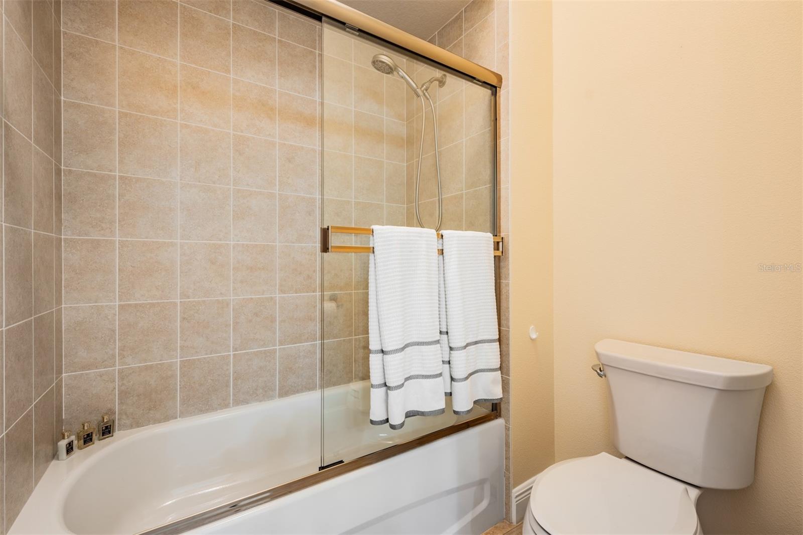 Image 42 of 79 For 2101 Pointe Alexis Drive