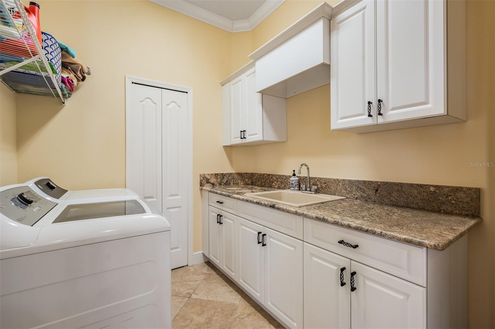 Image 46 of 79 For 2101 Pointe Alexis Drive