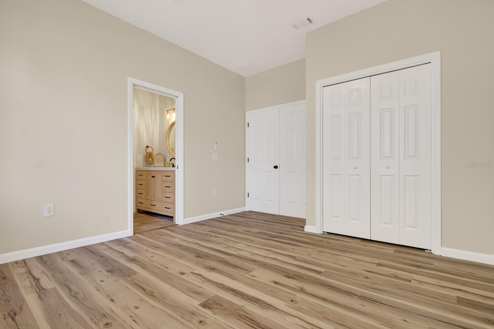 Image 36 of 62 For 6002 Martinglade Place