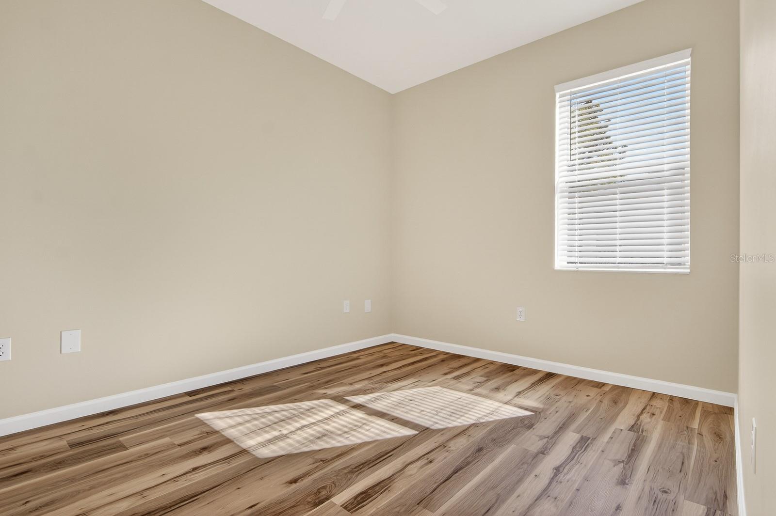 Image 37 of 62 For 6002 Martinglade Place