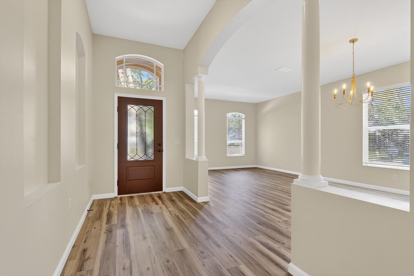 Image 4 of 62 For 6002 Martinglade Place