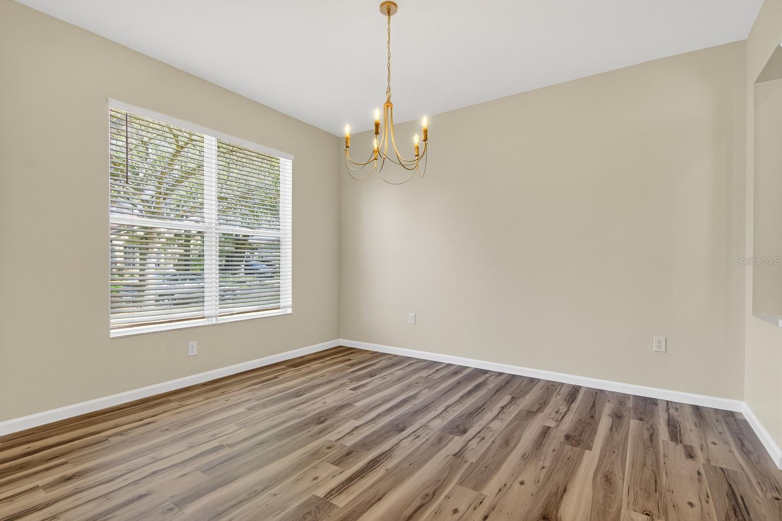 Image 7 of 62 For 6002 Martinglade Place