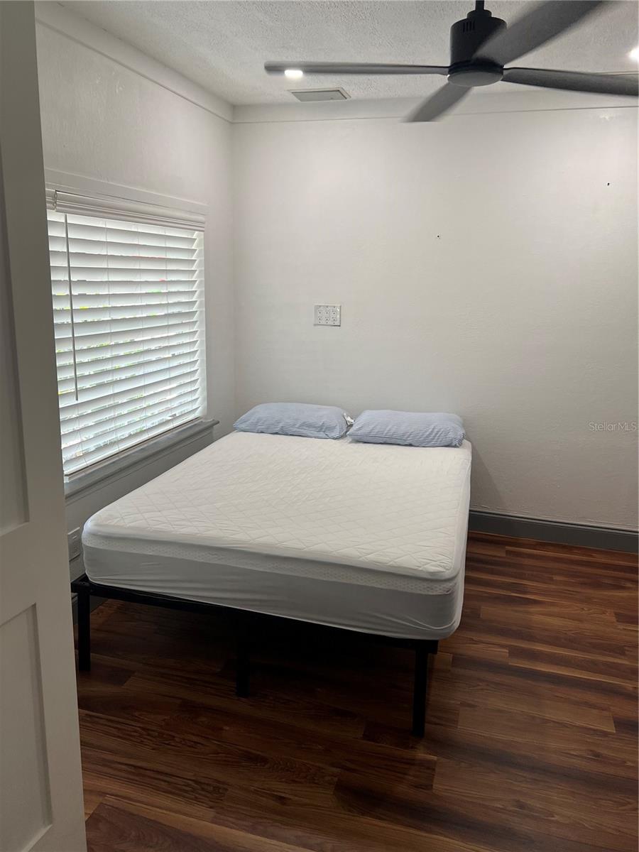 Image 11 of 29 For 4702 Willis Street