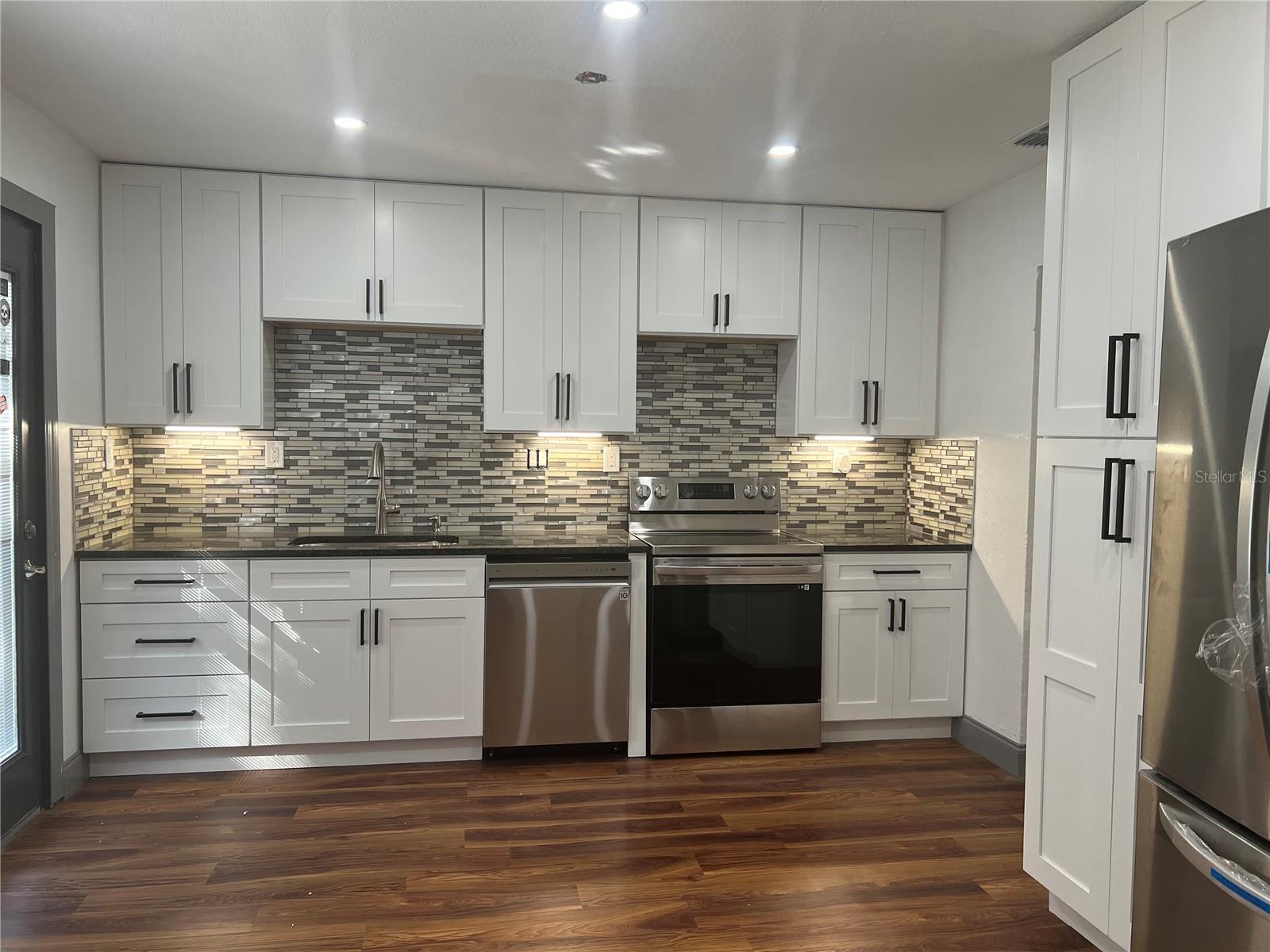 Image 5 of 29 For 4702 Willis Street