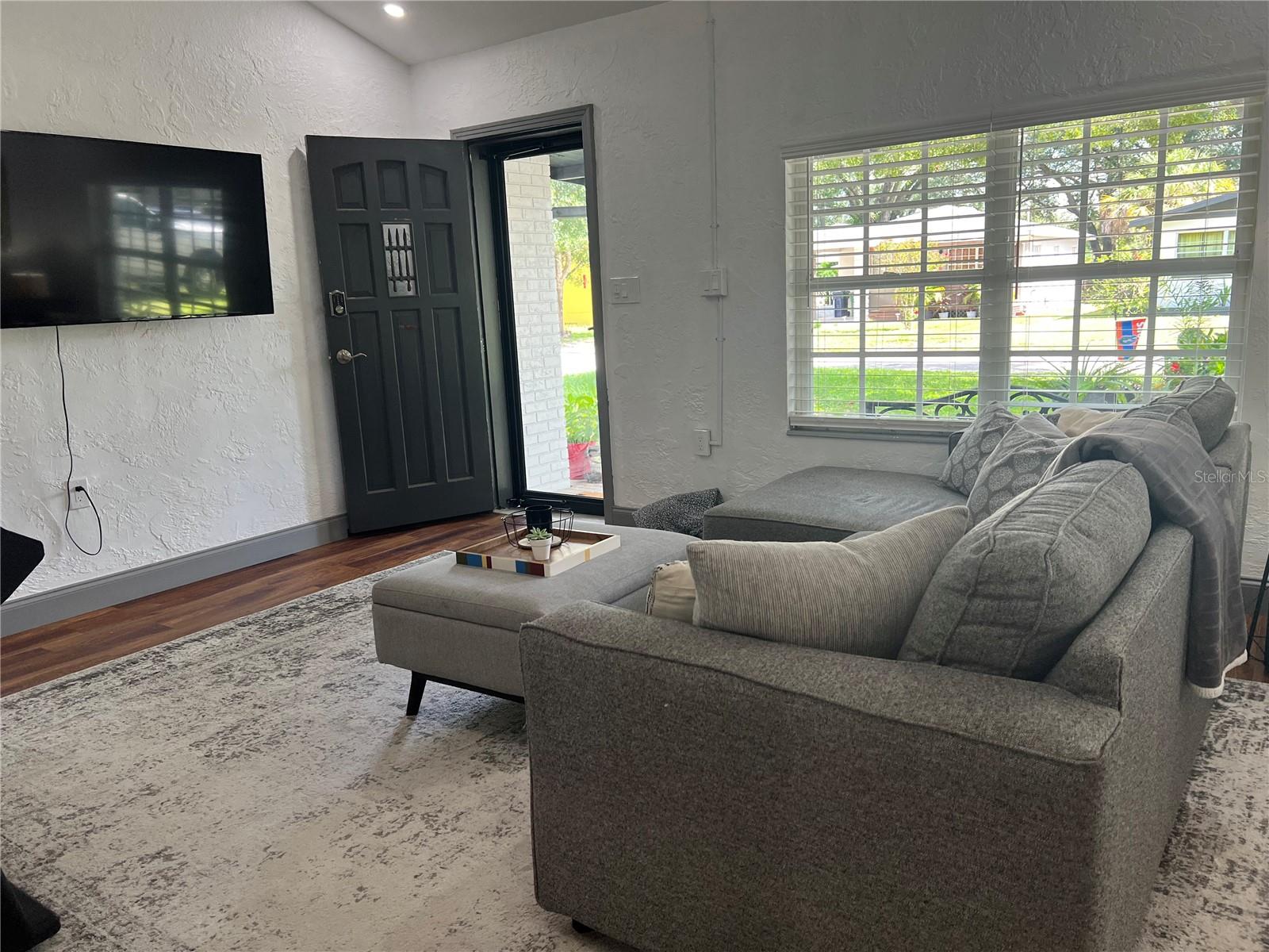 Image 7 of 29 For 4702 Willis Street