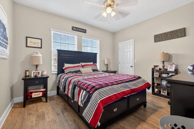 Listing photo id 16 for 6905 Old Benton Drive