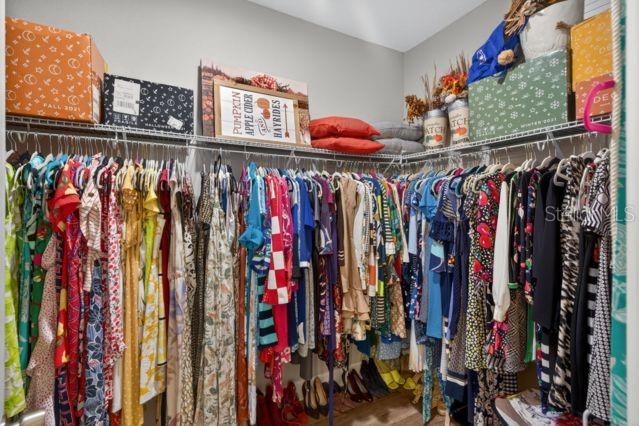 Listing photo id 19 for 6905 Old Benton Drive