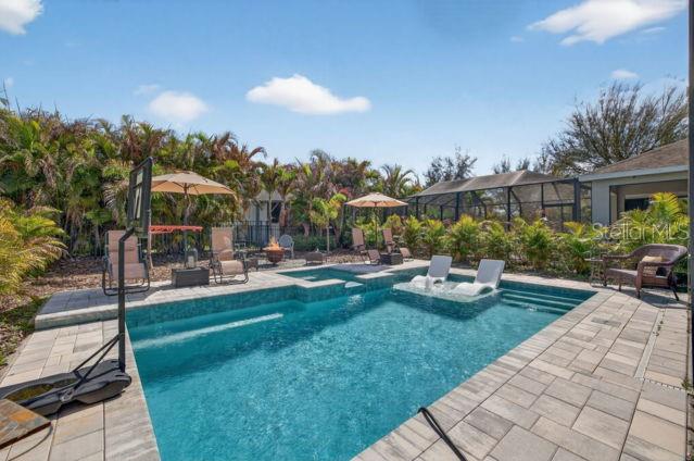 Listing photo id 25 for 6905 Old Benton Drive