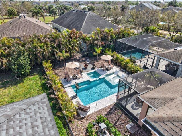 Listing photo id 39 for 6905 Old Benton Drive