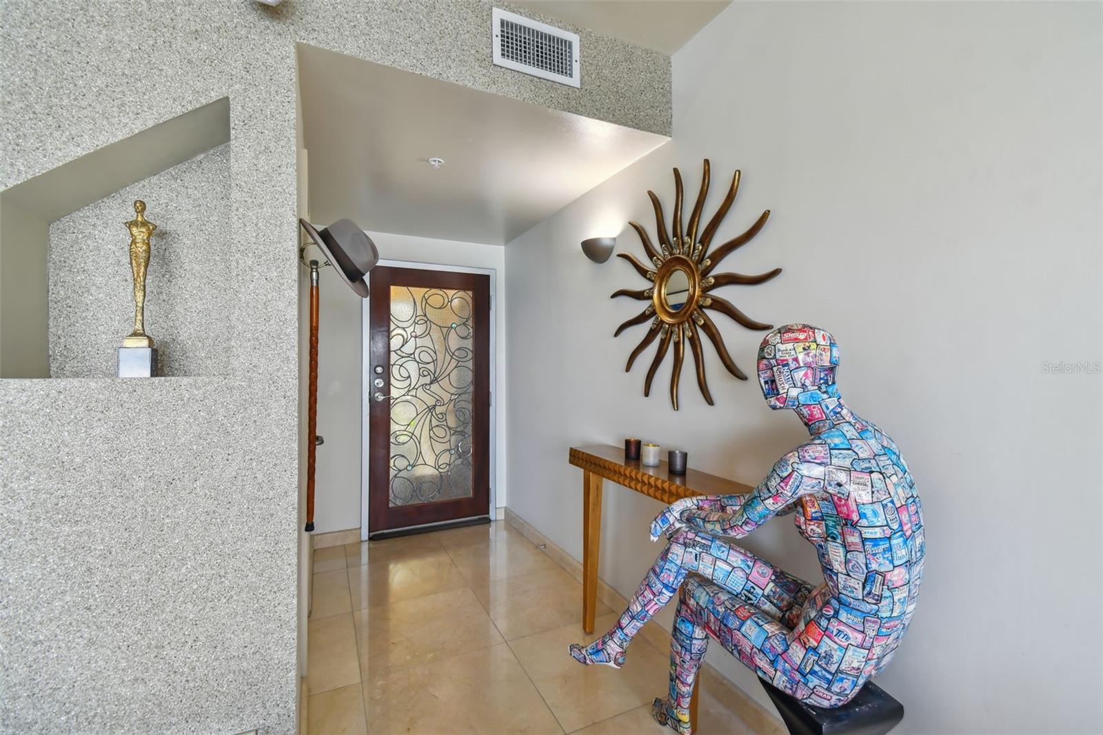 Image 11 of 99 For 4950 Bayshore Boulevard 22