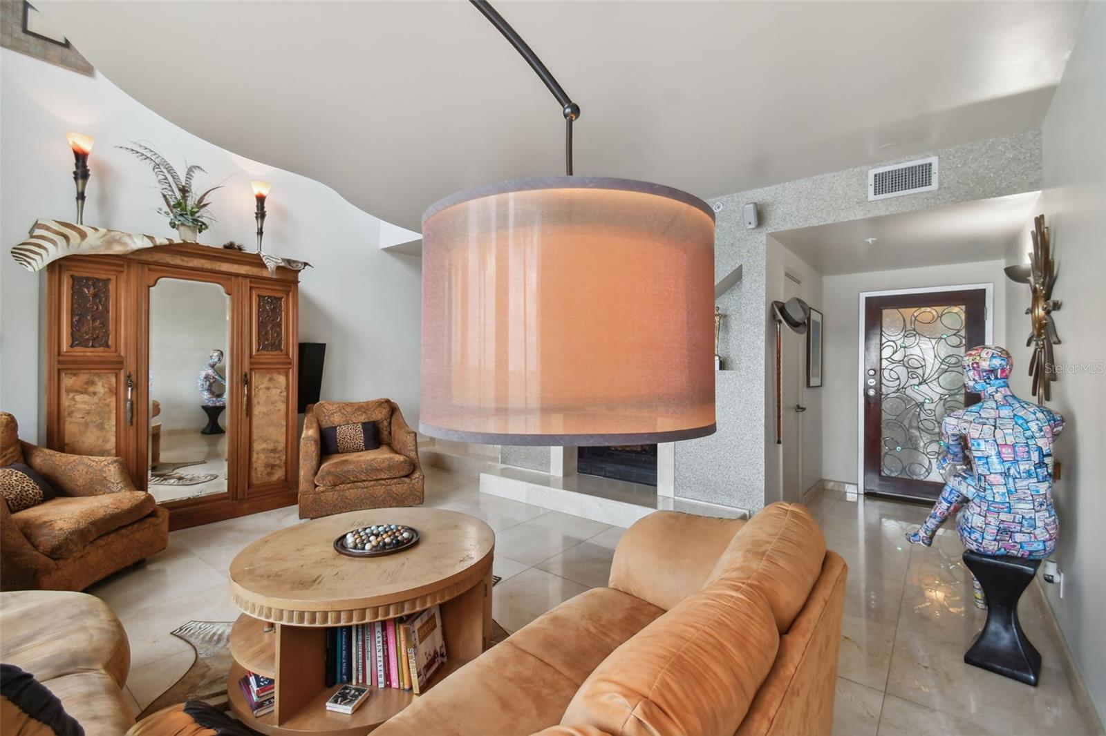 Image 14 of 99 For 4950 Bayshore Boulevard 22