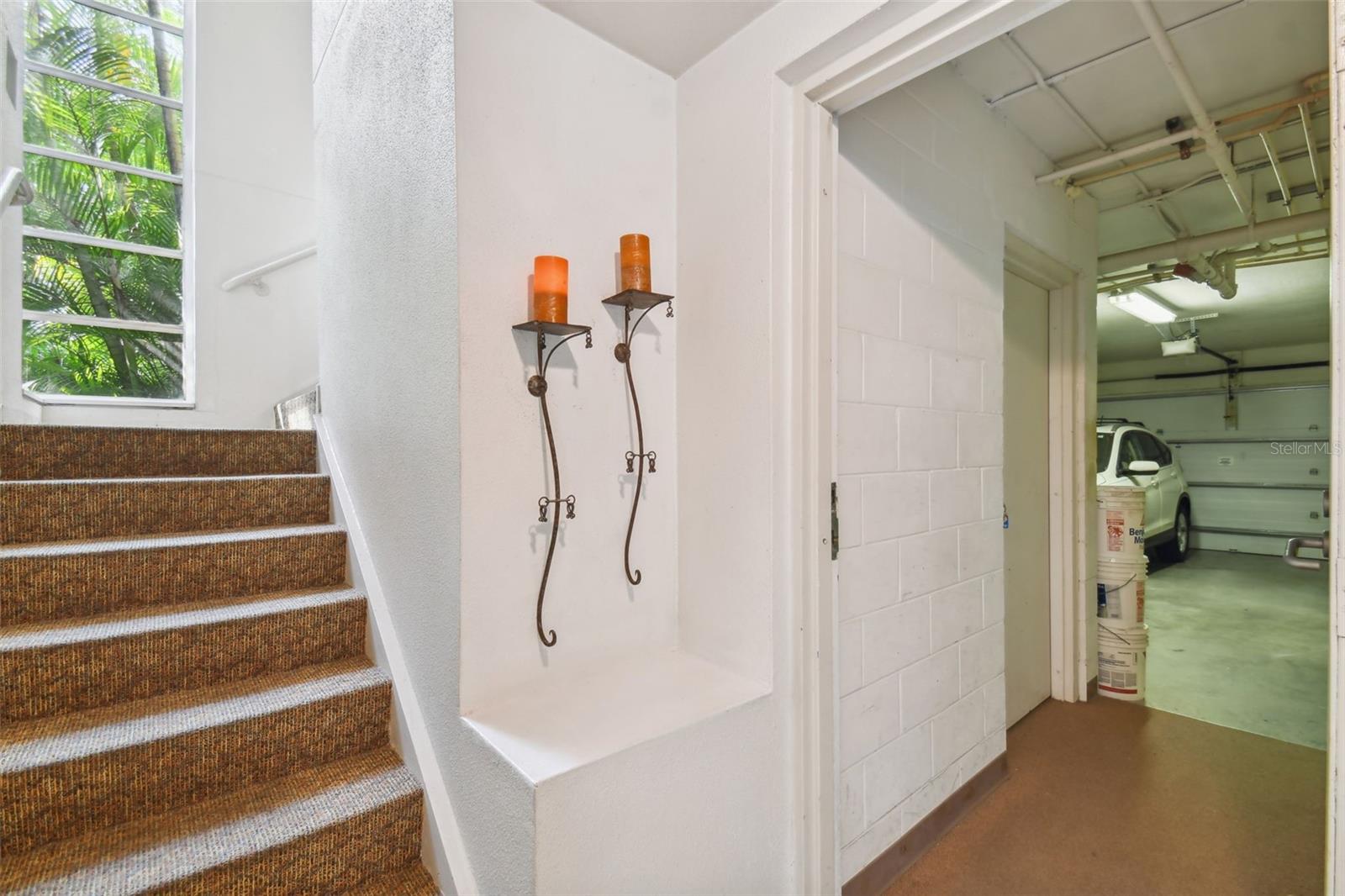 Image 7 of 99 For 4950 Bayshore Boulevard 22