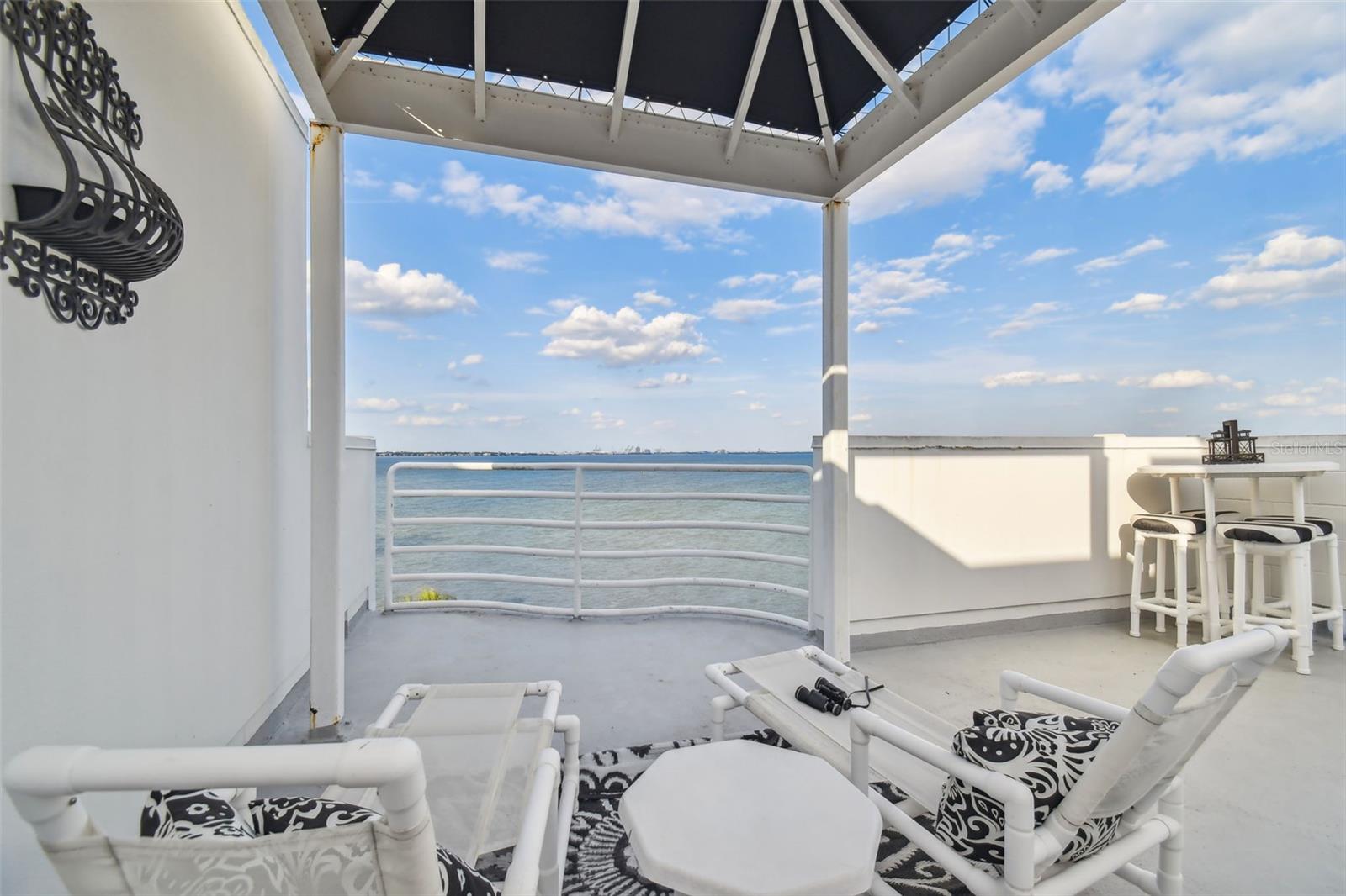 Image 70 of 99 For 4950 Bayshore Boulevard 22