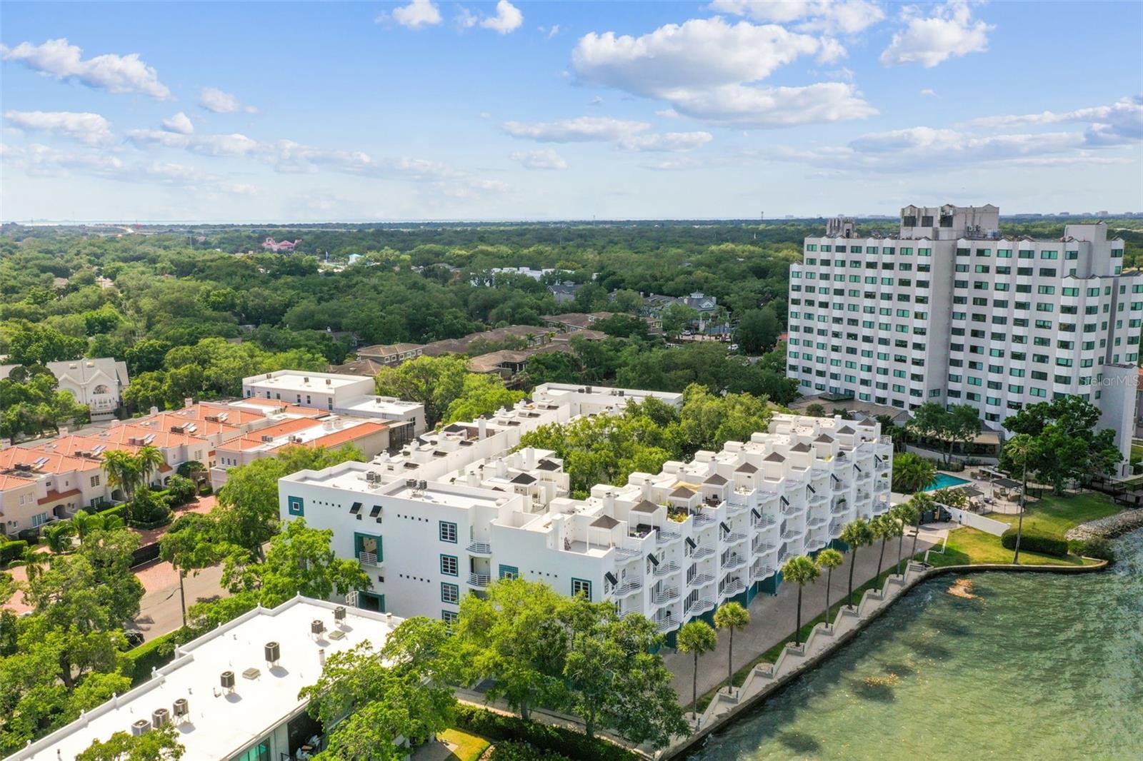 Image 83 of 99 For 4950 Bayshore Boulevard 22