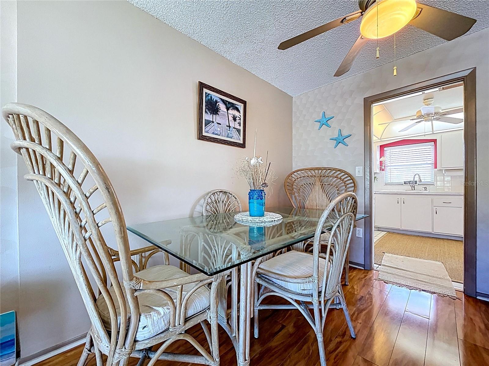 Image 8 of 54 For 4650 Cove Circle 209