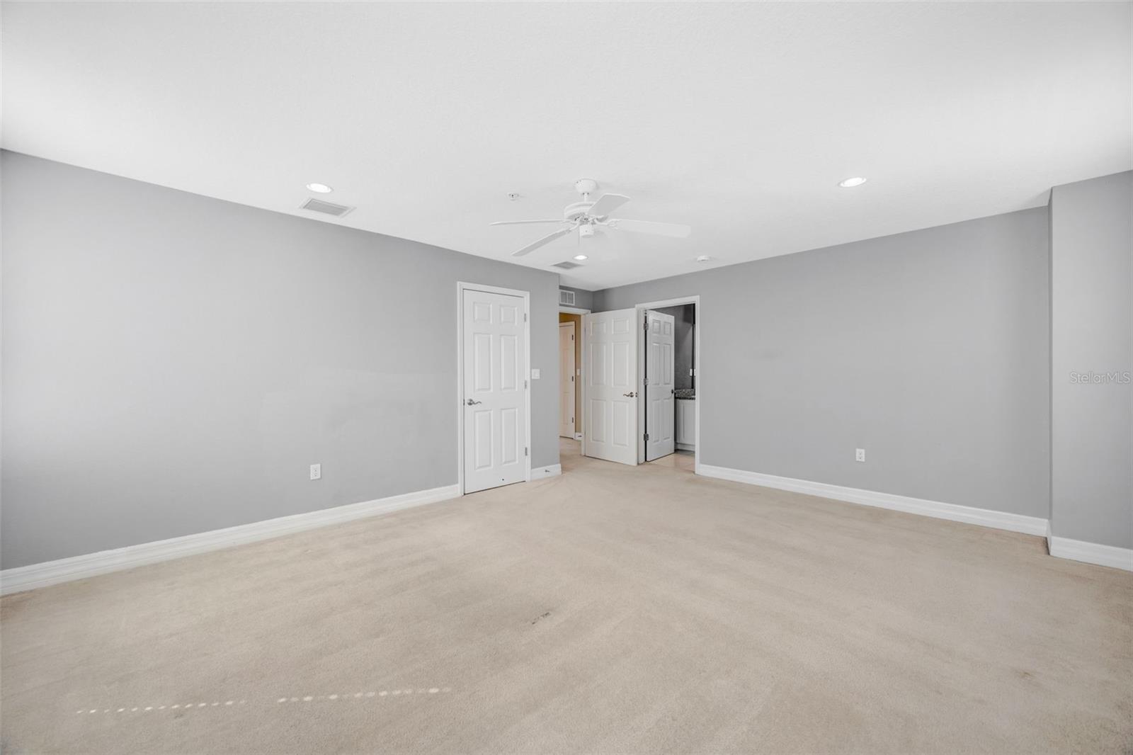 Image 20 of 32 For 4526 Bay Spring Court