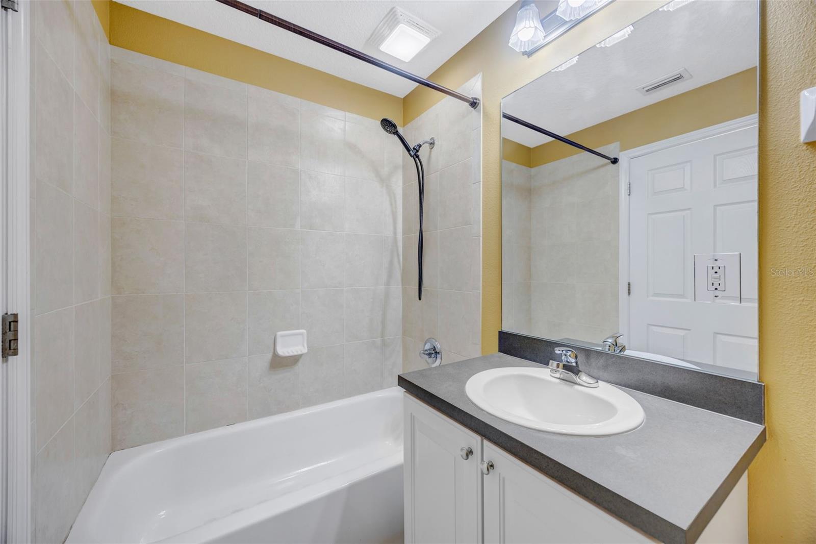 Image 26 of 32 For 4526 Bay Spring Court