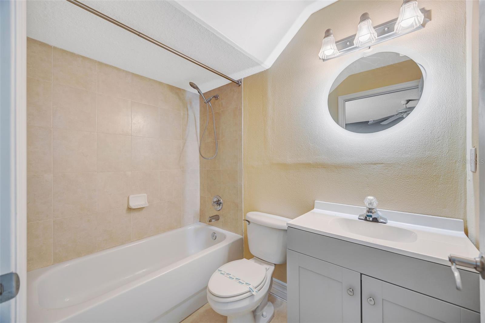 Image 7 of 32 For 4526 Bay Spring Court