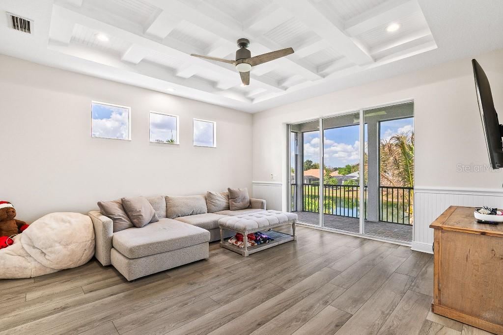 Image 27 of 46 For 13339 Swallowtail Drive