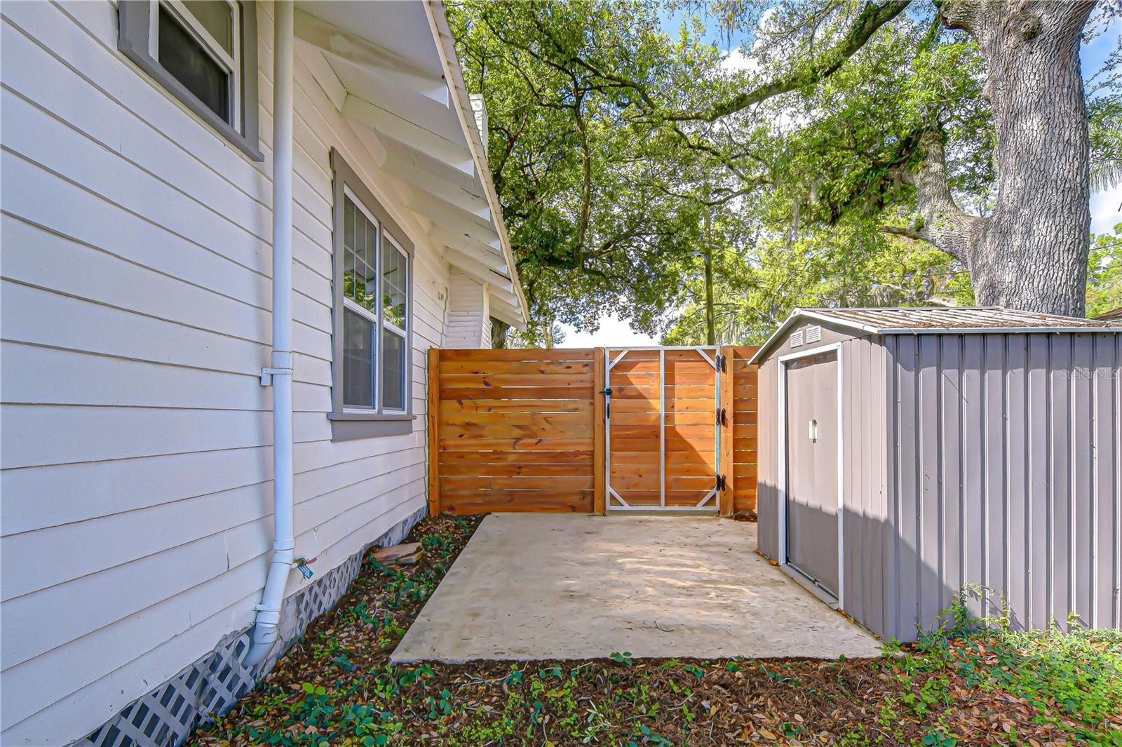 Image 4 of 25 For 1710 Escort Avenue