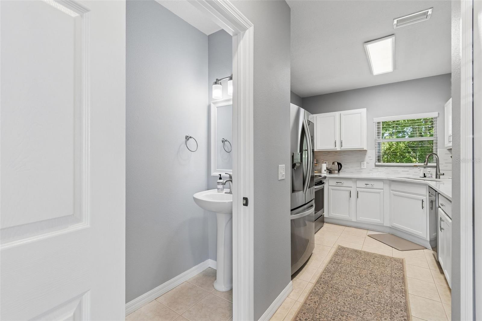 Image 27 of 49 For 3541 Red Rock Drive