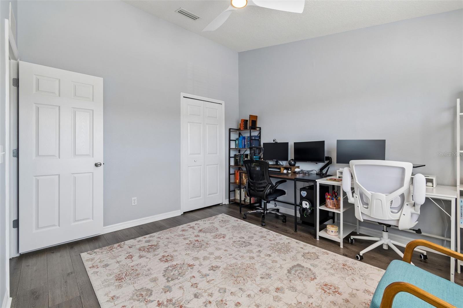 Image 32 of 49 For 3541 Red Rock Drive