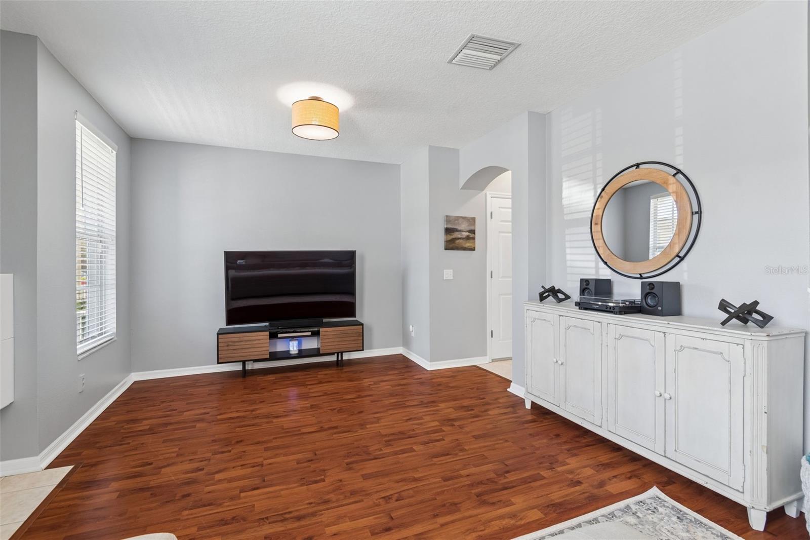 Image 5 of 49 For 3541 Red Rock Drive