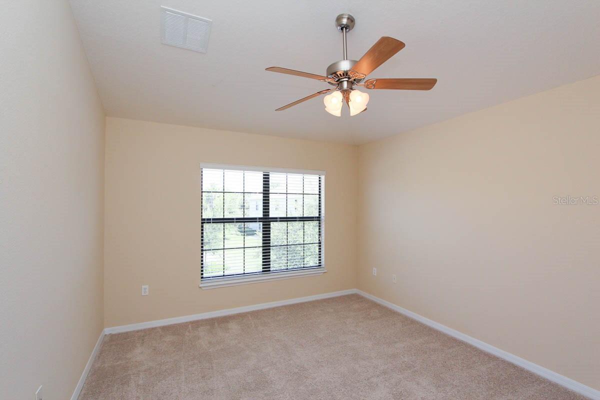 Image 12 of 25 For 16433 Kingletridge Avenue