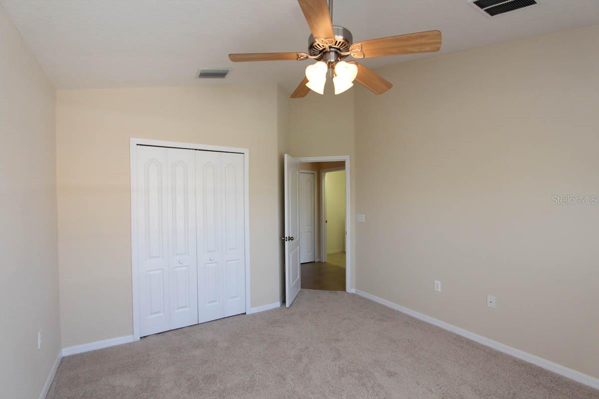 Image 13 of 25 For 16433 Kingletridge Avenue