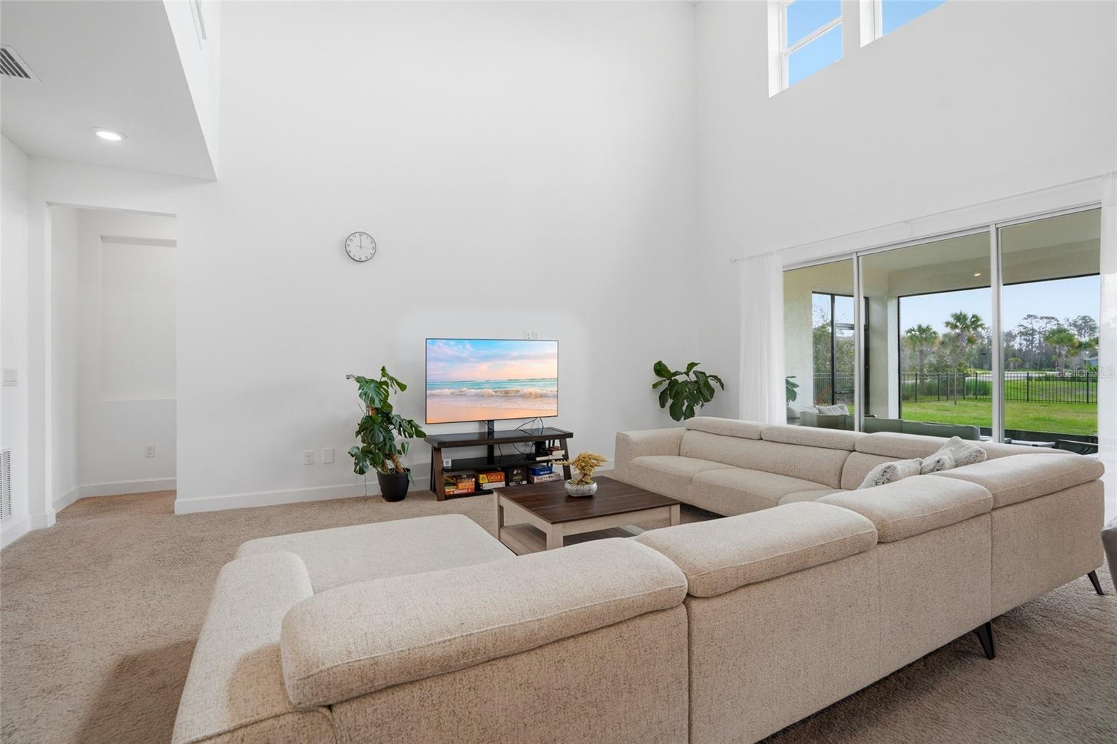 Image 7 of 64 For 34068 Castaway Loop