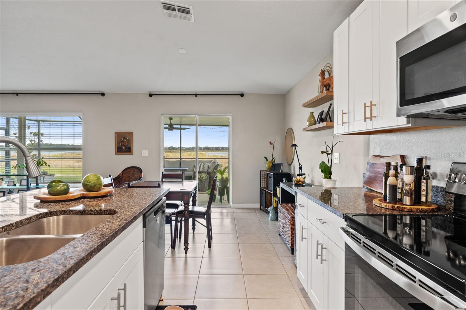 Image 15 of 66 For 31713 Sun Kettle Loop