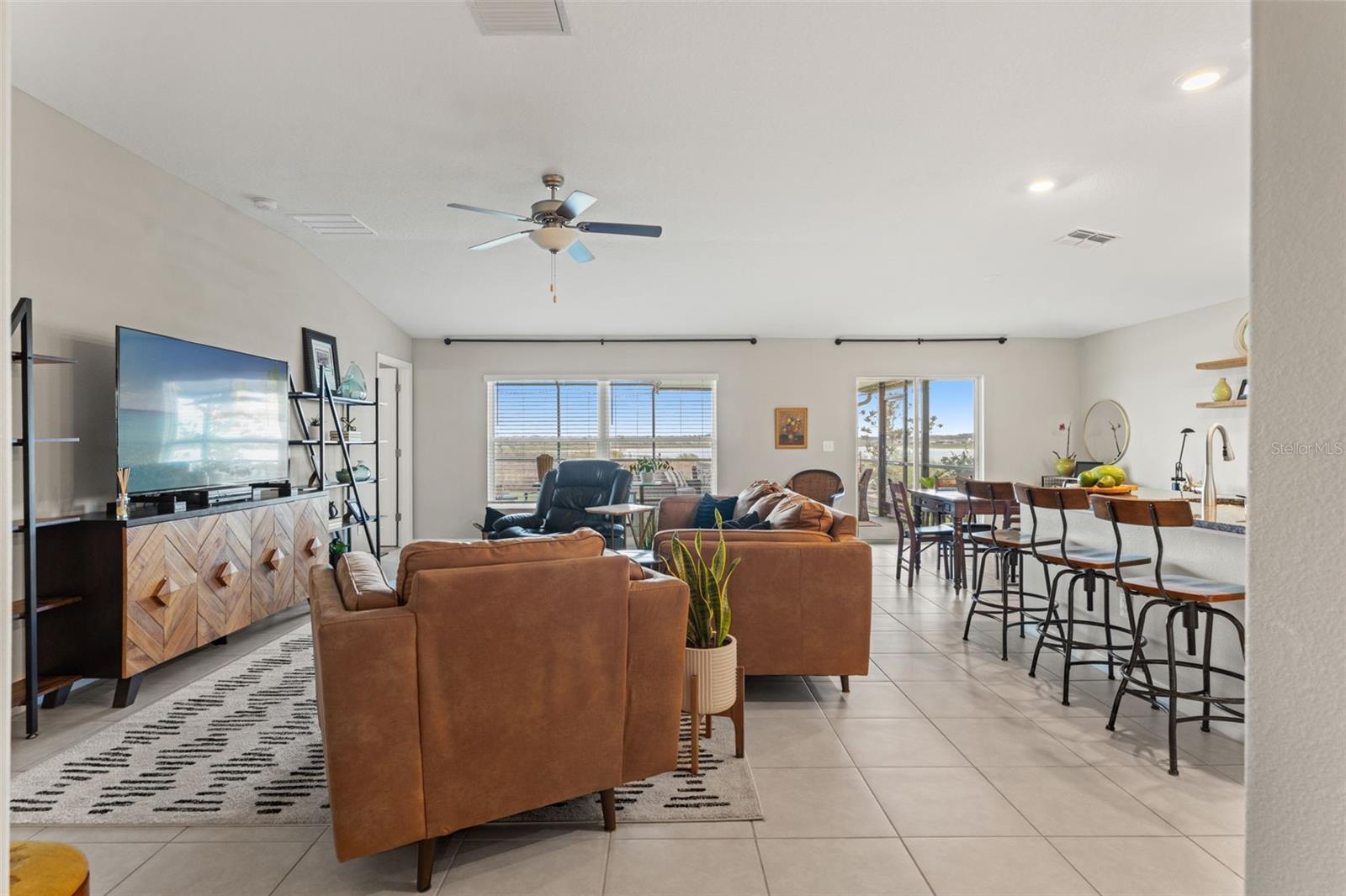 Image 18 of 66 For 31713 Sun Kettle Loop