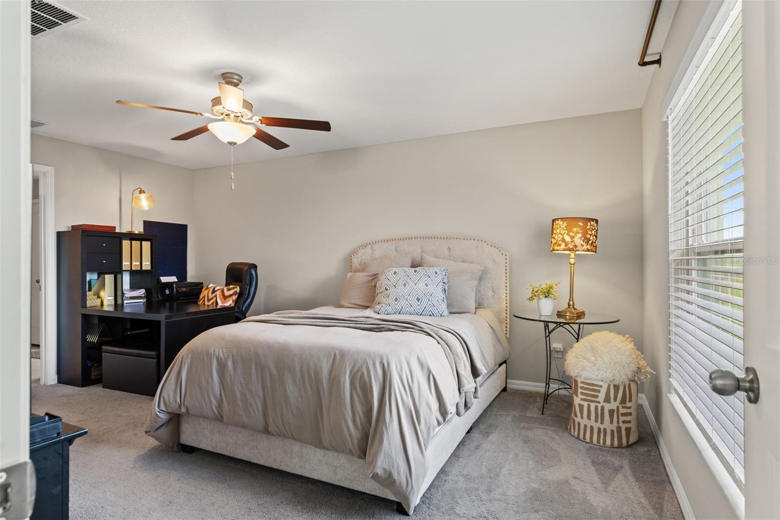 Image 24 of 66 For 31713 Sun Kettle Loop