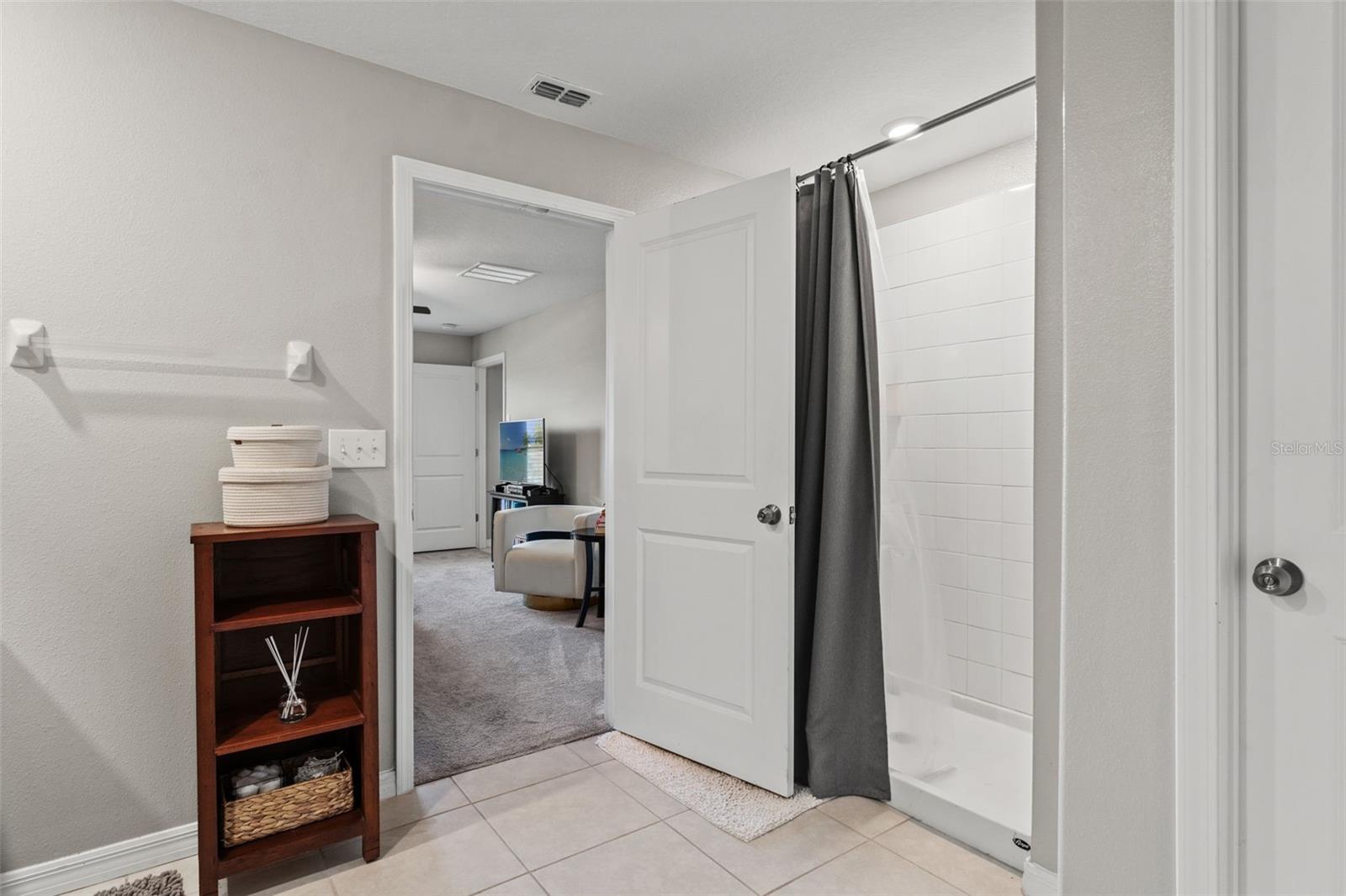 Image 40 of 66 For 31713 Sun Kettle Loop