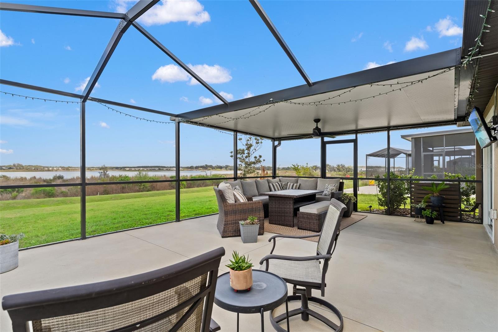 Image 7 of 66 For 31713 Sun Kettle Loop