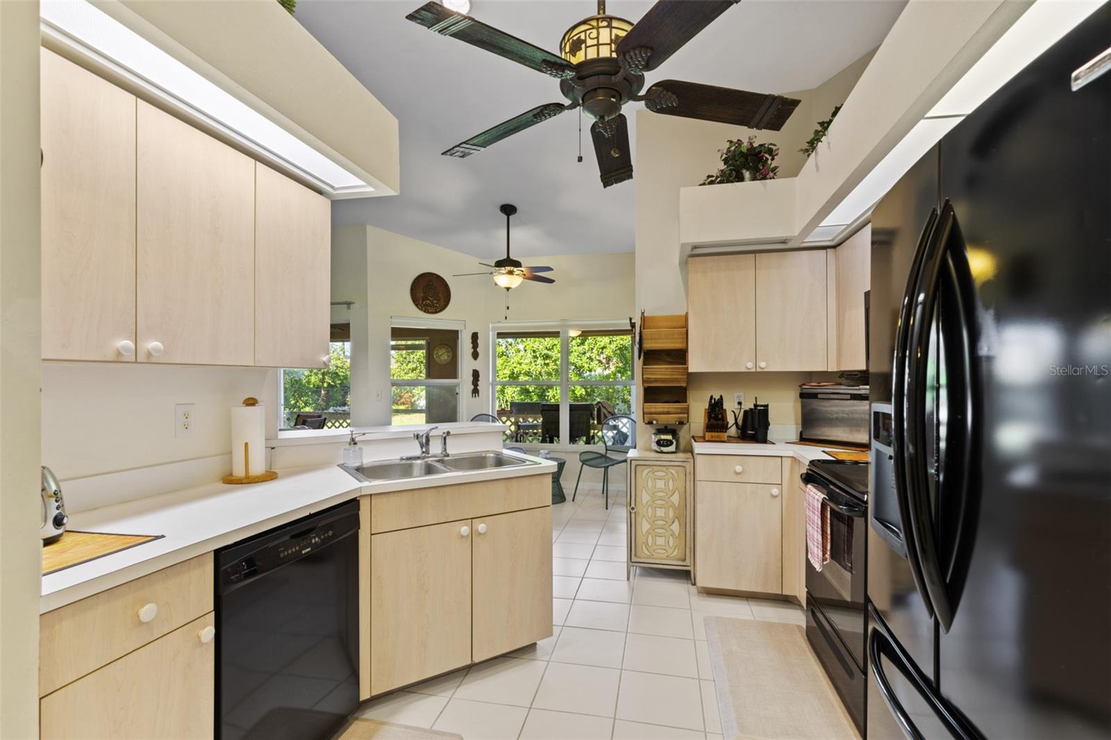 Image 15 of 28 For 2114 8th Place