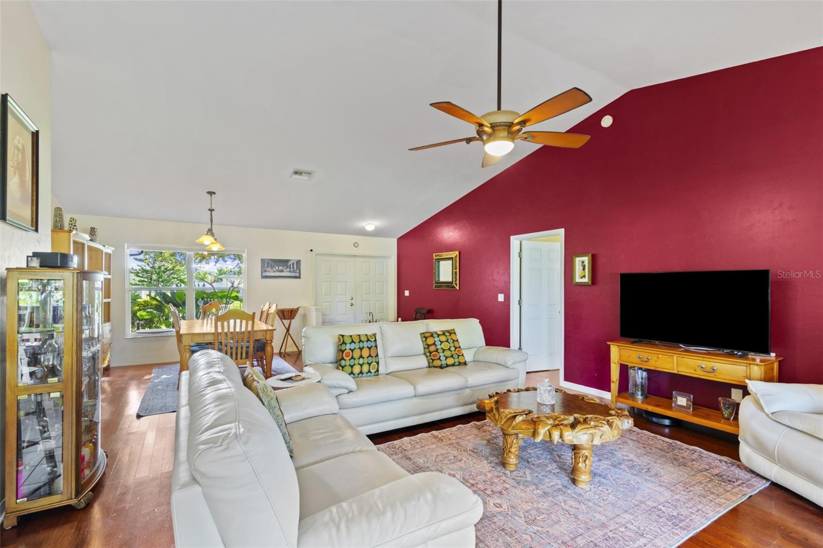 Image 23 of 28 For 2114 8th Place