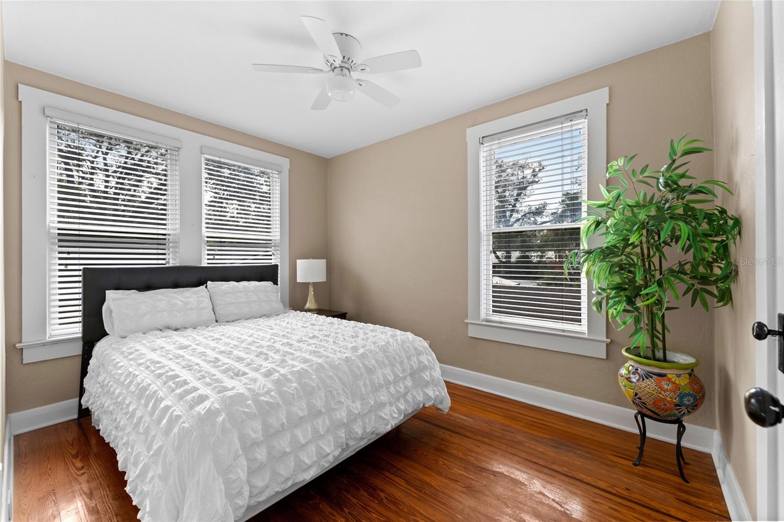 Image 49 of 97 For 1011 Broad Street