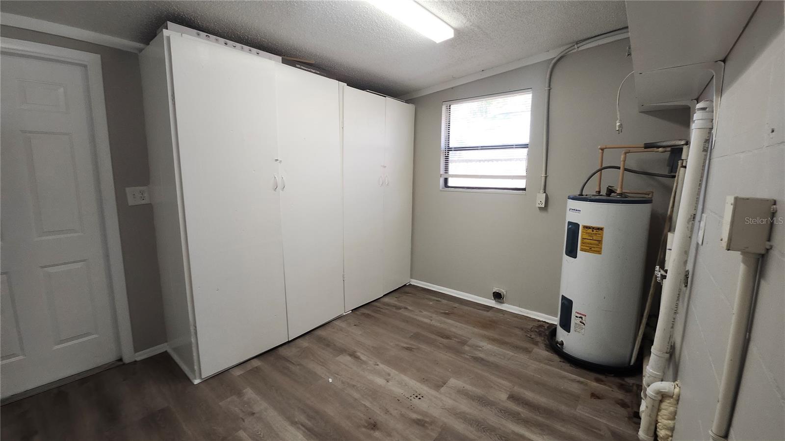 Image 14 of 15 For 908 Westmore Avenue