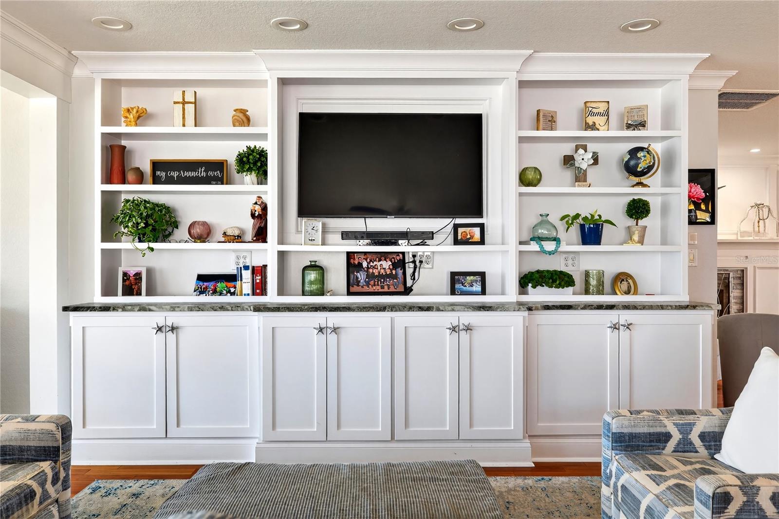 Image 11 of 29 For 2540 Bay Isle Drive Se